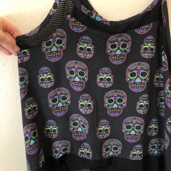 High-low Flowy Sugar Skull Tank - Picture 1 of 4
